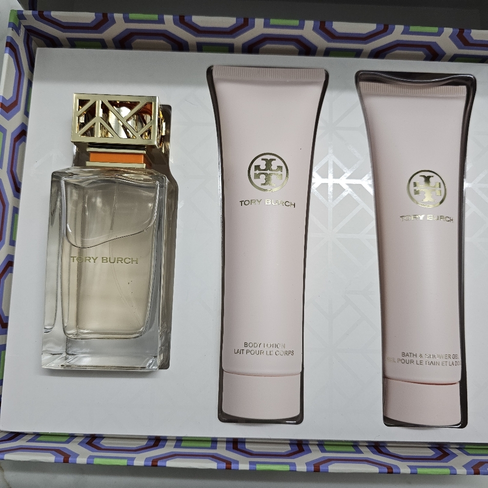 Tory Burch set